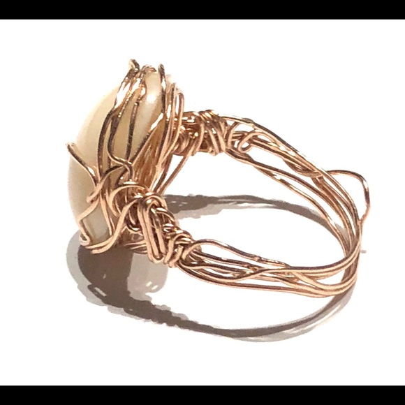 Hand Sculpted Angel Skin Coral Cabochon Ring - Picture 4 of 5